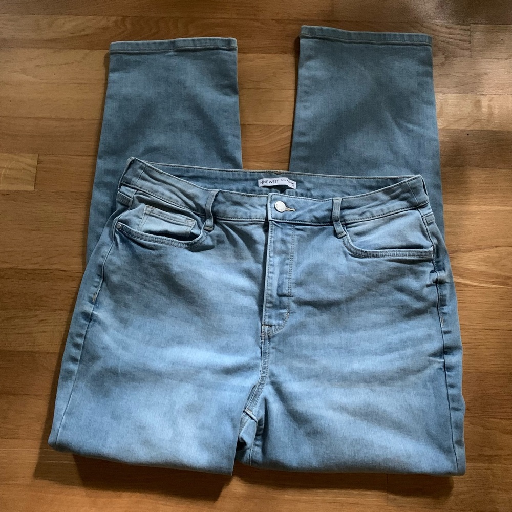 Nine West Curvy High Rise Sculpting Straight Jeans, size 14